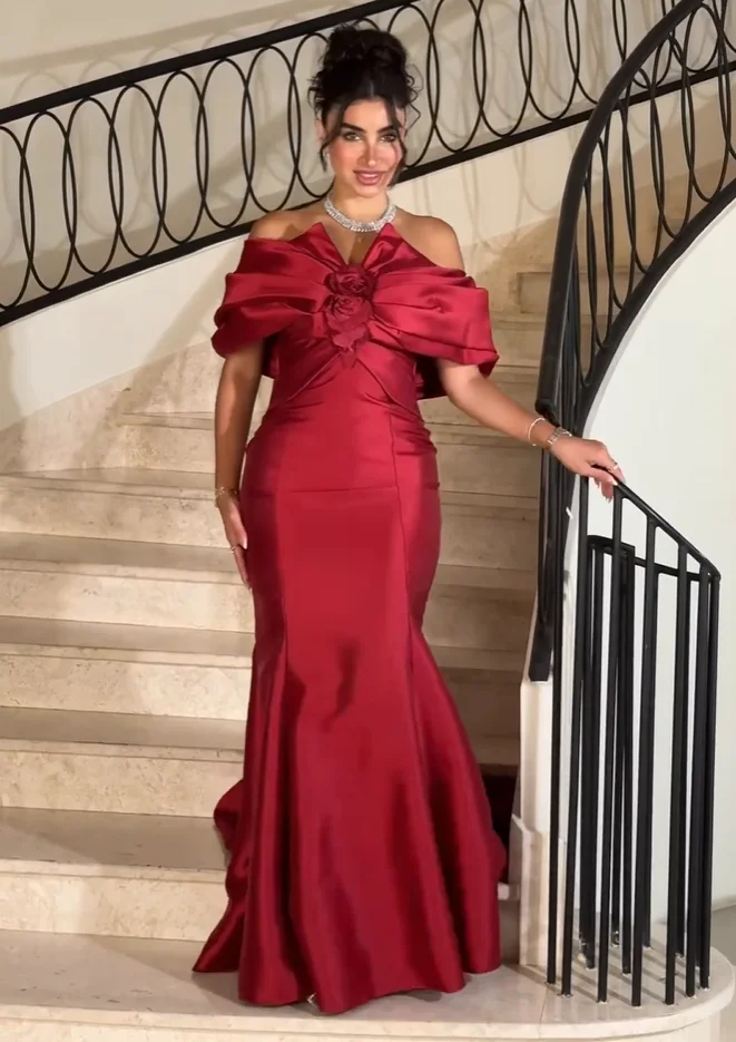 Red Off the Shoulder Satin Prom Dresses Long for Women 2026 3D Flowers Mermaid Formal Evening Gowns Customized
Red Off the Shoulder Satin Prom Dresses Long for Women 2026 3D Flowers Mermaid Formal Evening Gowns Customized