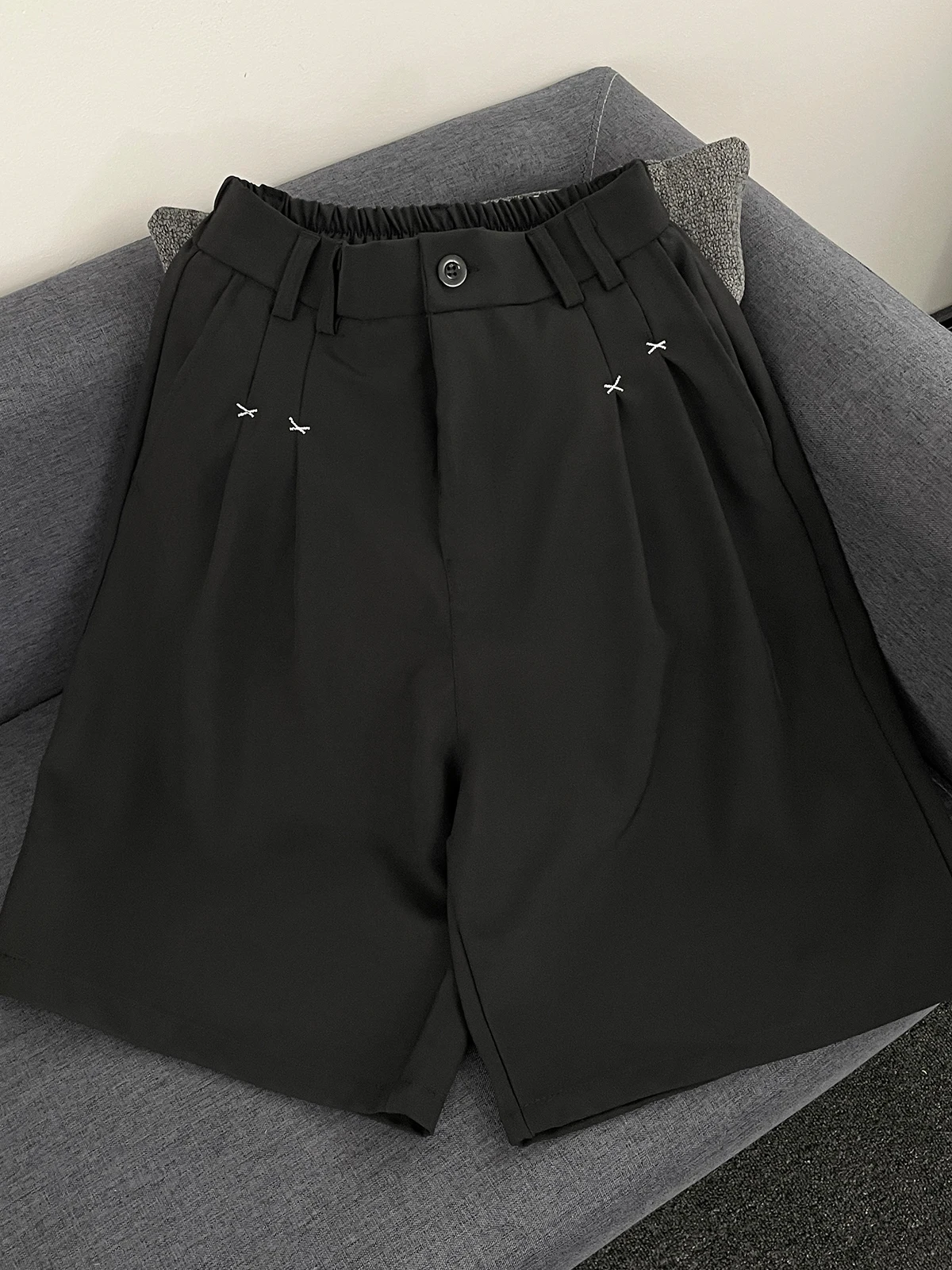 Летние тонкие мужские спортивные шорты с пятиконечным принтом, повседневные, свободного кроя, прямые, универсальные, удобные, молодежные, модные
Летние тонкие мужские спортивные шорты с пятиконечным принтом, повседневные, свободного кроя, прямые, универсальные, удобные, молодежные, модные