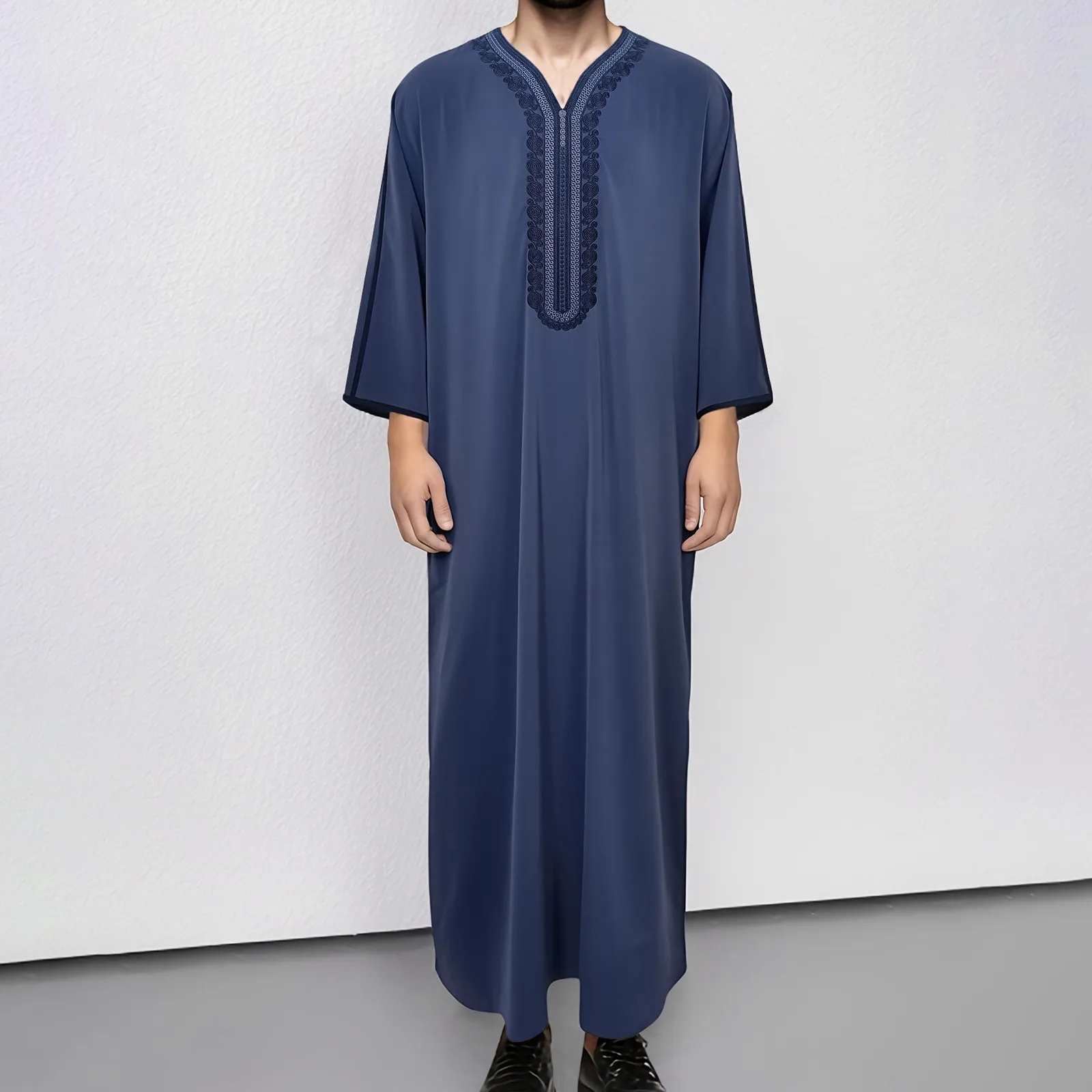 2025 Embroidered Traditional Men Boubou Jalabiyas Jubbah Muslim Men'S Thobe Morocco Thobes Ramadan Robe Abaya
2025 Embroidered Traditional Men Boubou Jalabiyas Jubbah Muslim Men'S Thobe Morocco Thobes Ramadan Robe Abaya