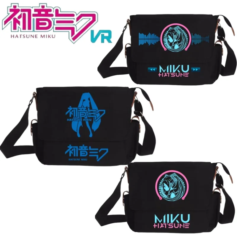 Bandai Hatsune Miku Fanbu Crossbody Bag Cartoon Hatsune Miku Large Capacity Crossbody Bag Anime Peripherals Holiday Gifts
Bandai Hatsune Miku Fanbu Crossbody Bag Cartoon Hatsune Miku Large Capacity Crossbody Bag Anime Peripherals Holiday Gifts