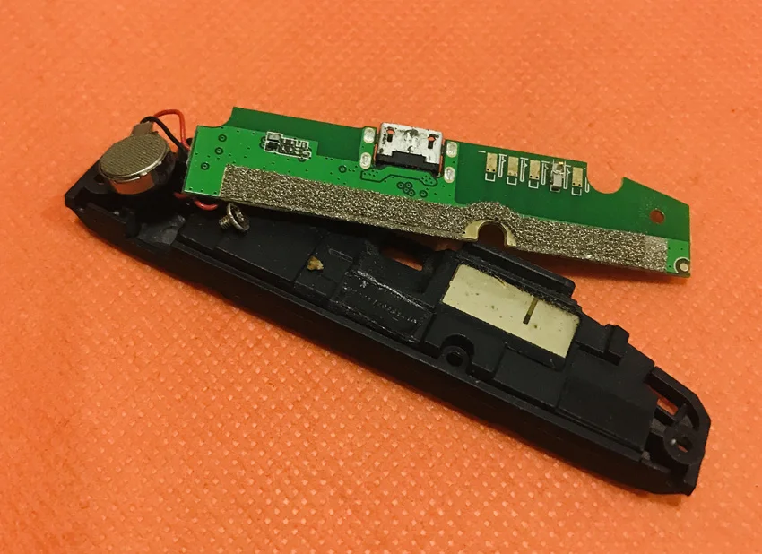 Оригинальная USB-плата зарядного устройства + громкий динамик, Oukitel K10000, MT6735, четырехъядерный процессор, HD 1280x720, бесплатная доставка
Оригинальная USB-плата зарядного устройства + громкий динамик, Oukitel K10000, MT6735, четырехъядерный процессор, HD 1280x720, бесплатная доставка