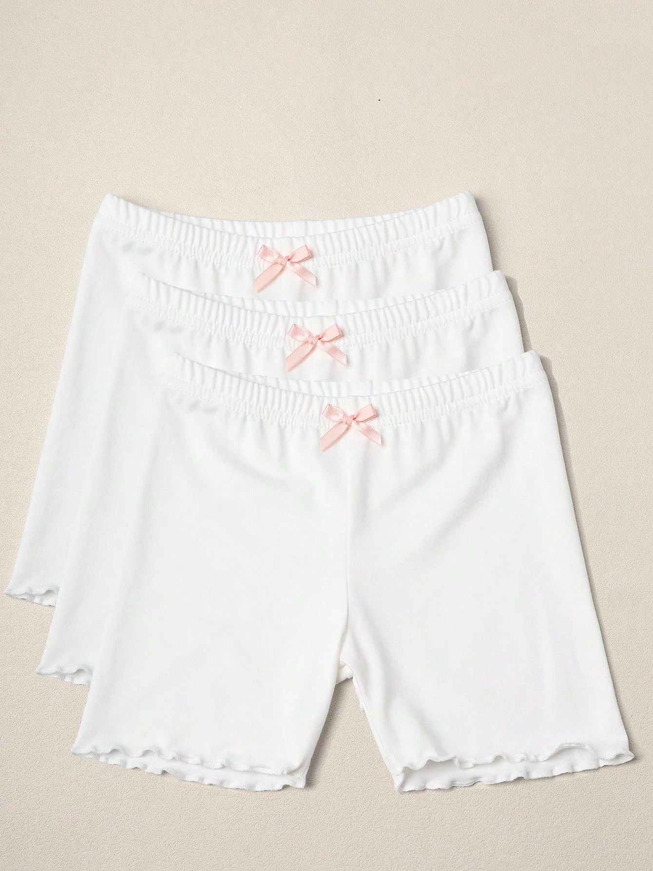 3 Pcs Summer Solid Color Kids Leggings Girls Safety Shorts Leggings Girls' Bows Wavy Edge Beach Shorts for Girls Aged 2-12 Years
3 Pcs Summer Solid Color Kids Leggings Girls Safety Shorts Leggings Girls' Bows Wavy Edge Beach Shorts for Girls Aged 2-12 Years