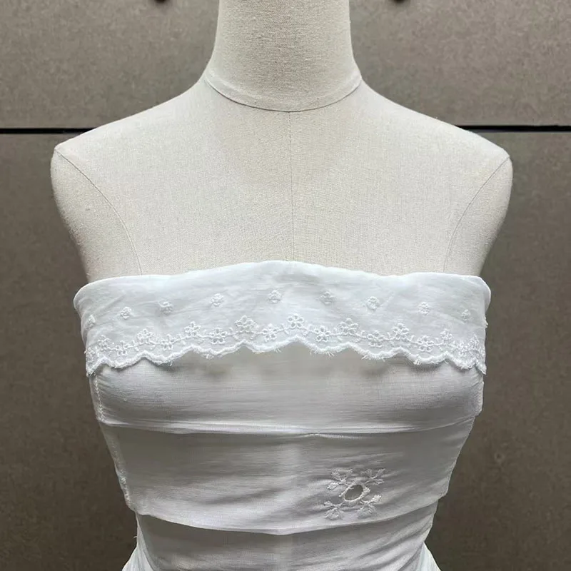 Women's vest New flower embroidered sleeveless top for summer 2026 Sexy backless women's corset Cotton linen blend tanks top y2k
Women's vest New flower embroidered sleeveless top for summer 2026 Sexy backless women's corset Cotton linen blend tanks top y2k
