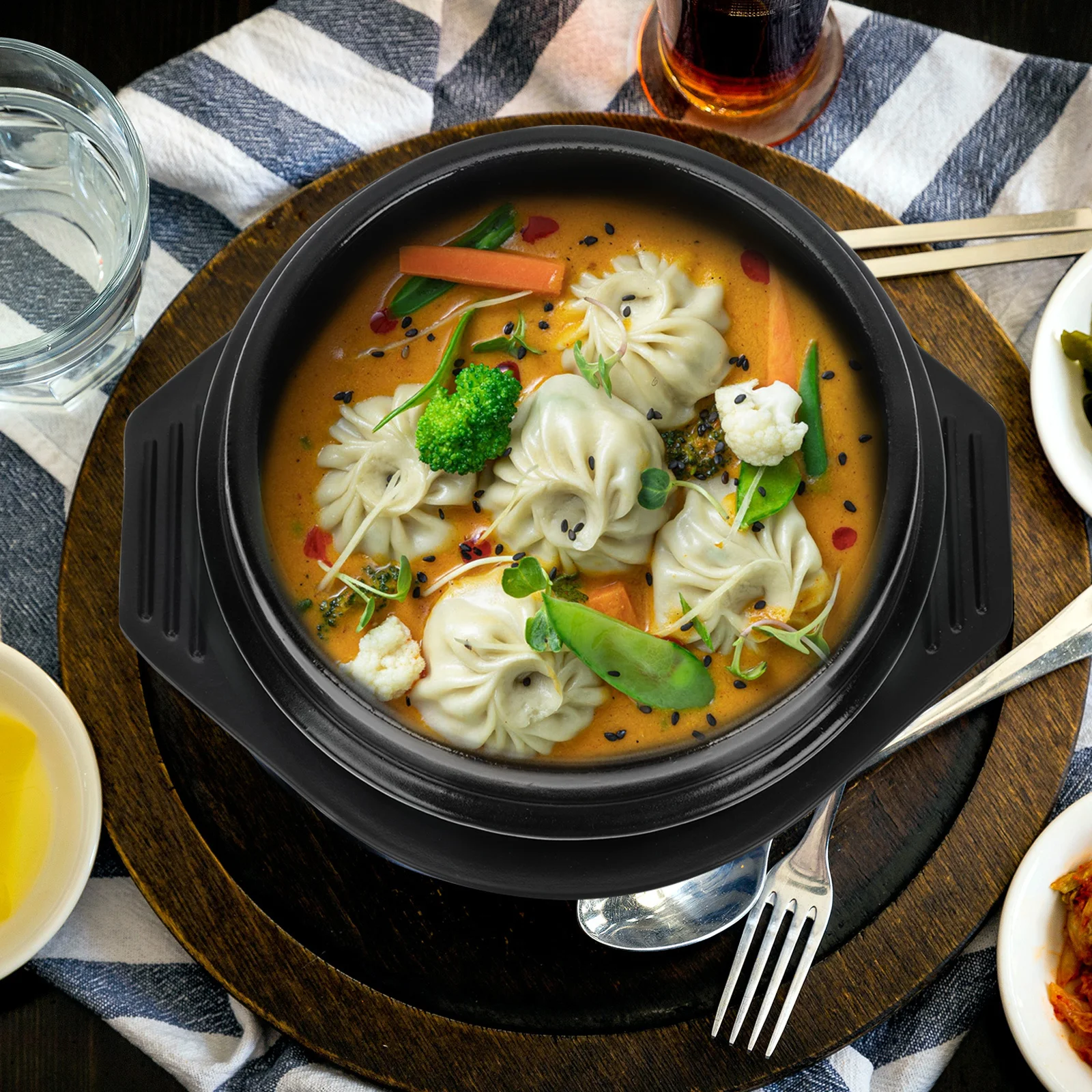 1Pcs Korean Ceramic Casserole Evenly Heated Stew Pot Convenient Hold for Cooking Korean Ceramic Casserole
1Pcs Korean Ceramic Casserole Evenly Heated Stew Pot Convenient Hold for Cooking Korean Ceramic Casserole