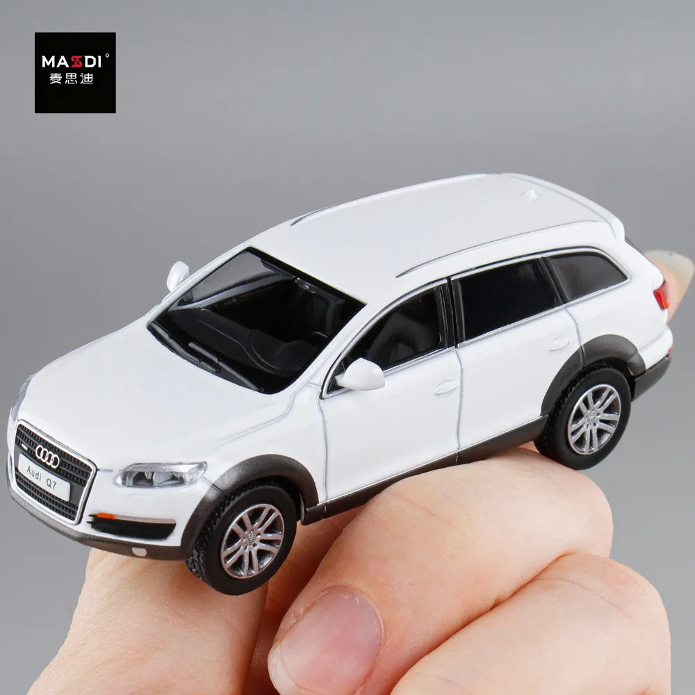 New MASSDI 1:64 Audi Q7 FSI Quattro Suv Alloy Miniature Diecast Model Masdi Suv Car Collection Ornament Toys Boy Birthday Gifts
New MASSDI 1:64 Audi Q7 FSI Quattro Suv Alloy Miniature Diecast Model Masdi Suv Car Collection Ornament Toys Boy Birthday Gifts