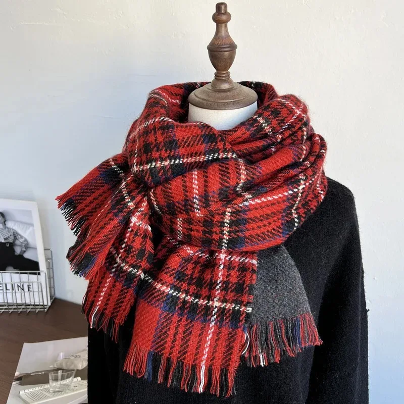 Красный двусторонний клетчатый шарф для девочек, зимняя новогодняя атмосфера, универсальная вязаная шаль премиум-класса для сохранения тепла
Красный двусторонний клетчатый шарф для девочек, зимняя новогодняя атмосфера, универсальная вязаная шаль премиум-класса для сохранения тепла