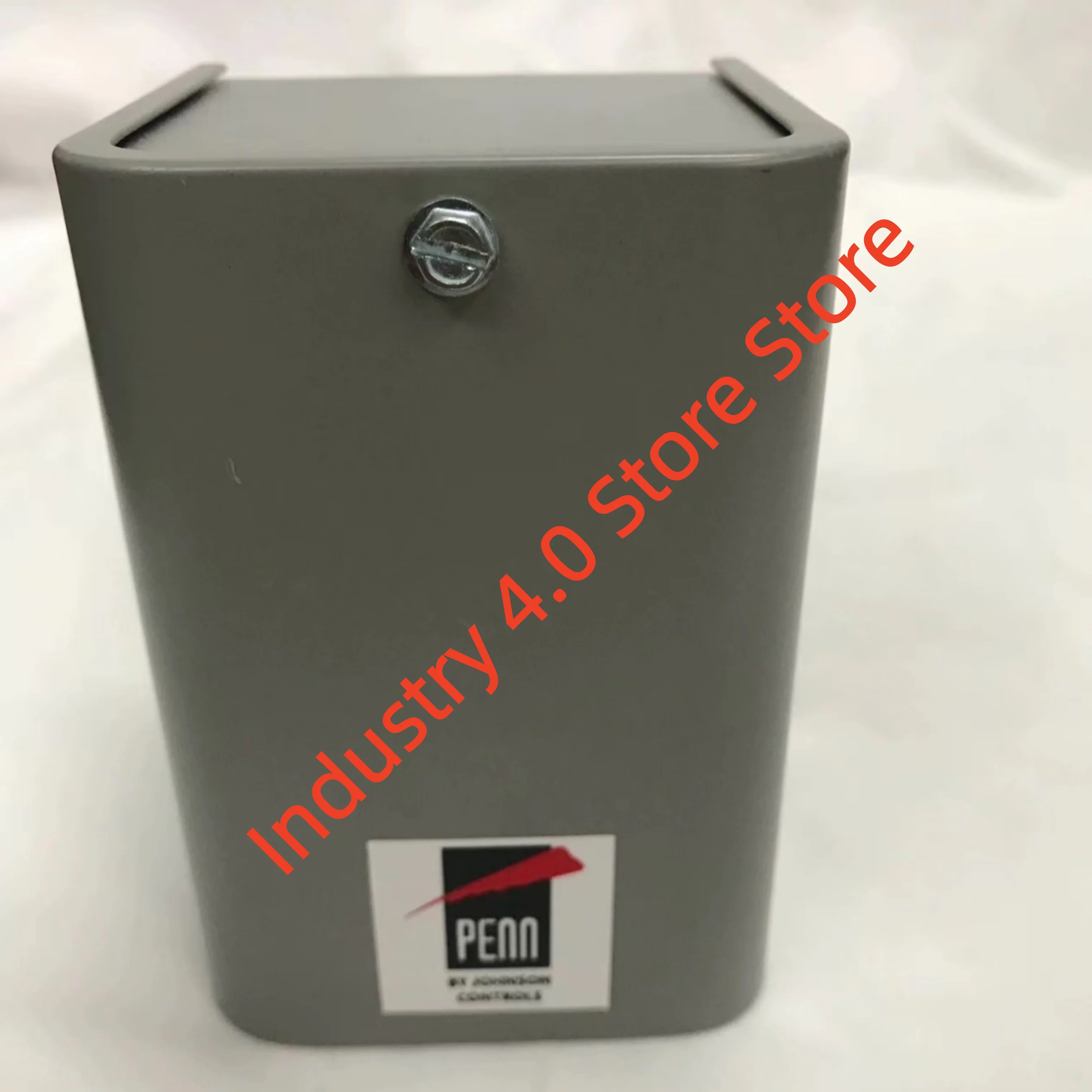 F61KB-11C новый в коробке переключатель расхода воды
F61KB-11C новый в коробке переключатель расхода воды