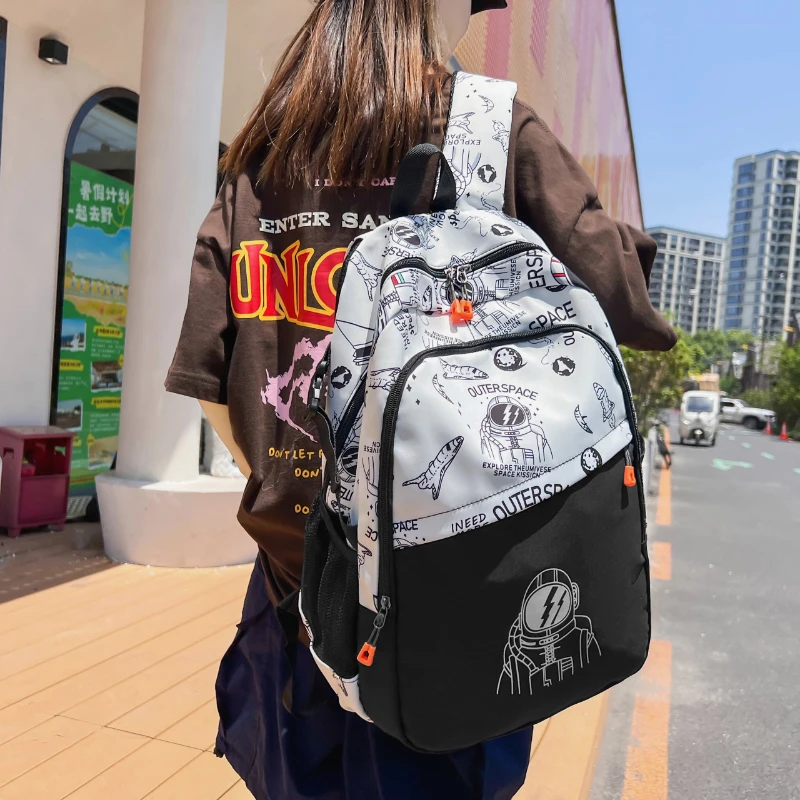 Kids Backpack for Boy Cartoon Backpacks Fashion Backpack Large Capacity Casual Classroom Student Backpack Cute Backpacks Mochila
Kids Backpack for Boy Cartoon Backpacks Fashion Backpack Large Capacity Casual Classroom Student Backpack Cute Backpacks Mochila