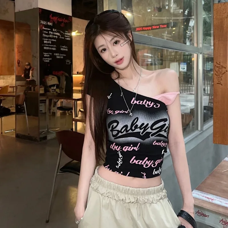 American Hot Girl Letters Printed Short-sleeved T-shirt Women's Summer Fake Two-piece Black Slim Fit Short Top Female Clothes
American Hot Girl Letters Printed Short-sleeved T-shirt Women's Summer Fake Two-piece Black Slim Fit Short Top Female Clothes