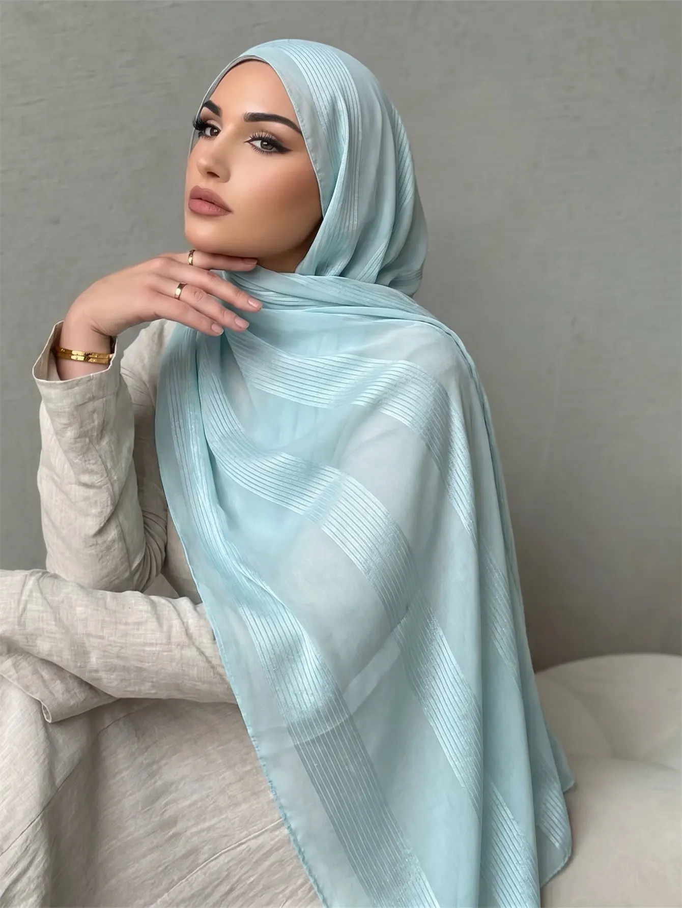 2026 Fashion Summer Women Scarf Stripes Beach Hijab Shawls and Wraps Female Foulard Echarpe Designer Pashmina Bandana
2026 Fashion Summer Women Scarf Stripes Beach Hijab Shawls and Wraps Female Foulard Echarpe Designer Pashmina Bandana