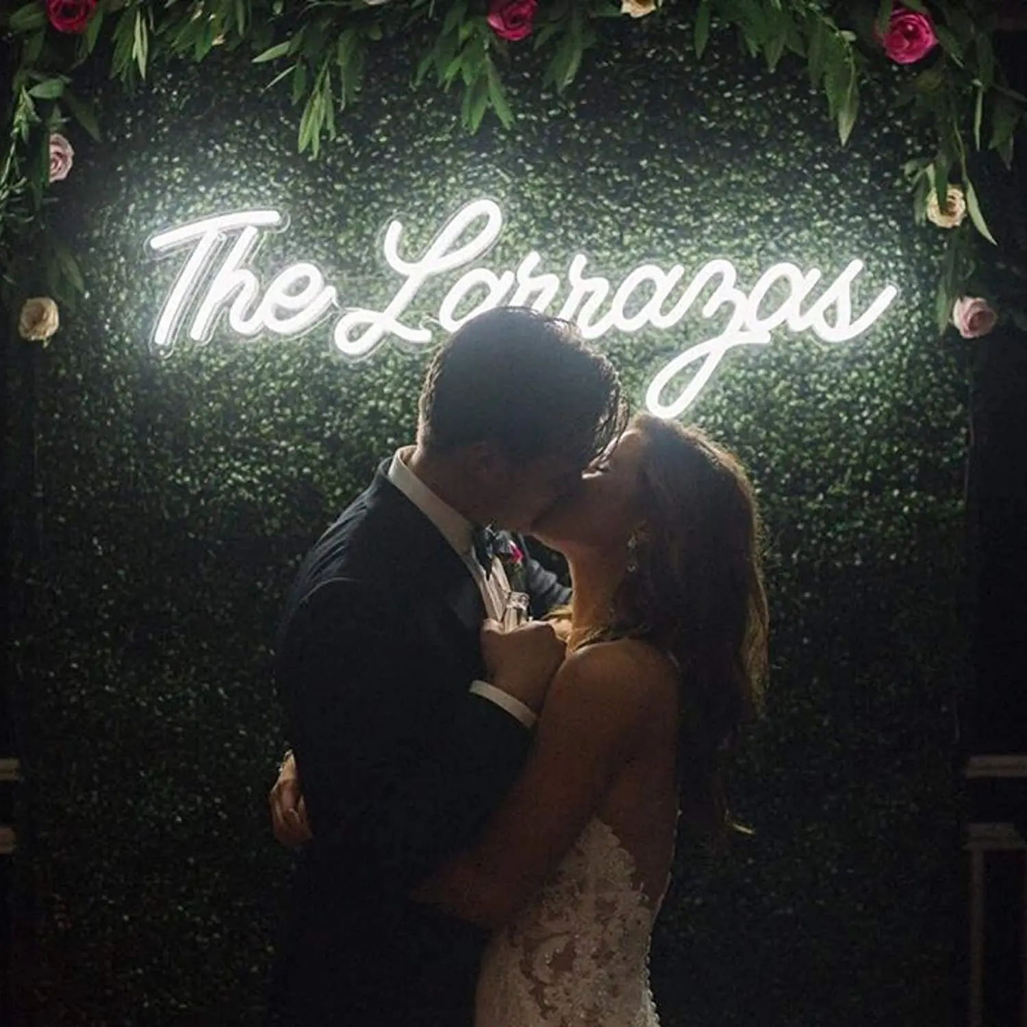 Custom Neon Signs for Bedroom Wedding Party Décor Personalized Dimmable LED for Wall Art Birthday Gifts Giving Name Lights
Custom Neon Signs for Bedroom Wedding Party Décor Personalized Dimmable LED for Wall Art Birthday Gifts Giving Name Lights