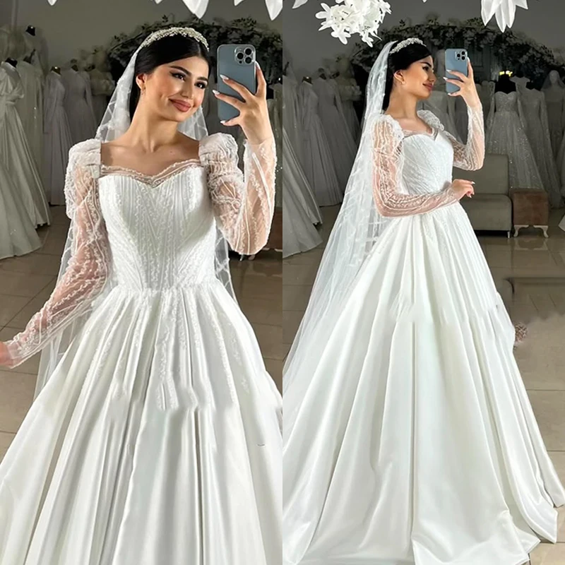 Elegant Pleats Wedding Dress Satin With Embroidery A-Line Ball Gown Puff Sleeves V-Neck Bride Dress Customized Vestido De Novia
Elegant Pleats Wedding Dress Satin With Embroidery A-Line Ball Gown Puff Sleeves V-Neck Bride Dress Customized Vestido De Novia