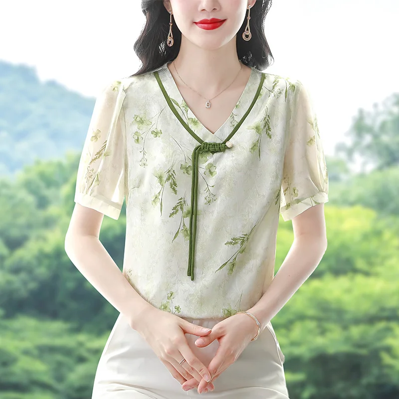 Summer Exquisite Beautiful Floral Chiffon Blouse Chinese Style Short Sleeve Top New Women's Clothing
Summer Exquisite Beautiful Floral Chiffon Blouse Chinese Style Short Sleeve Top New Women's Clothing