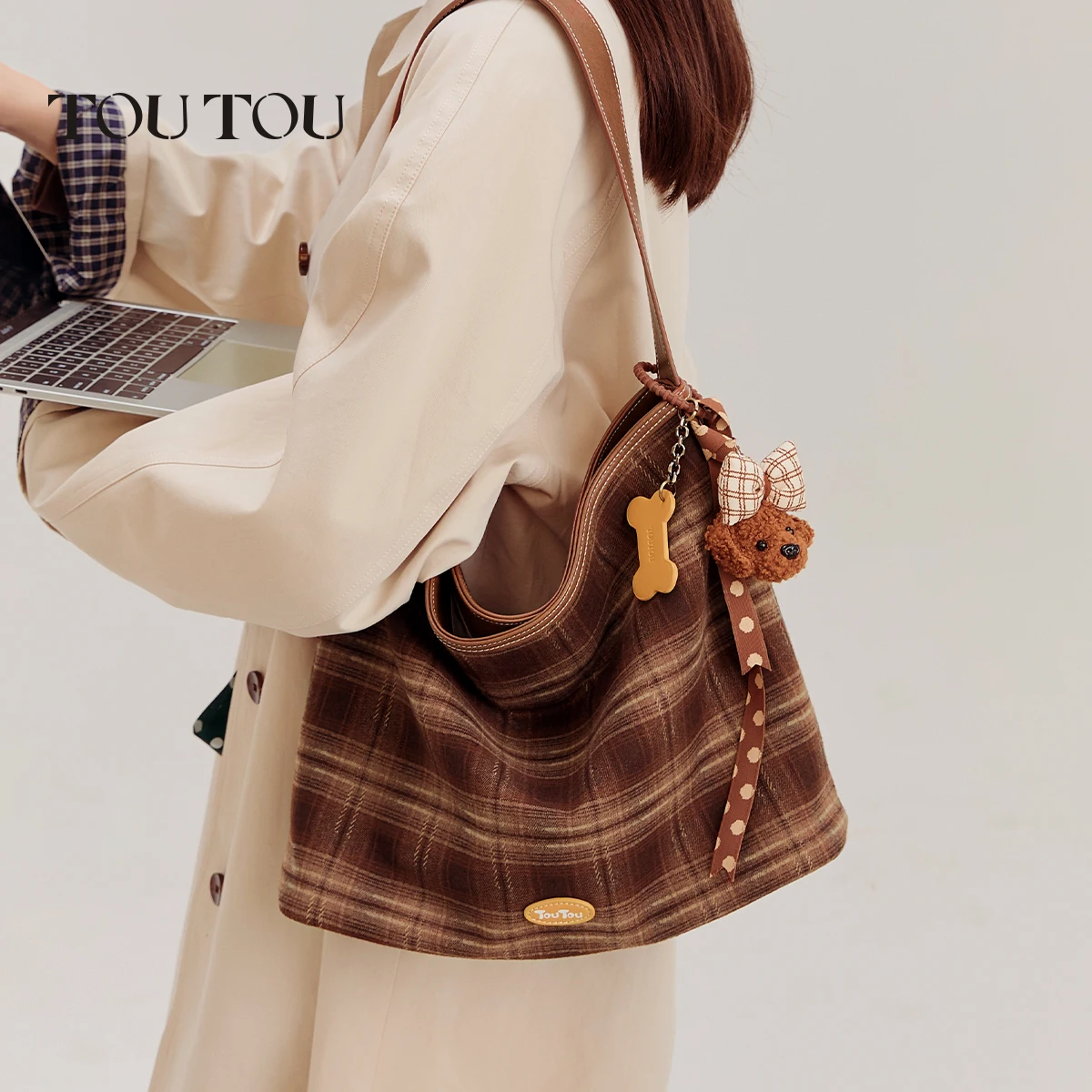 TOUTOU New Brown Plaid Tote Bag - Large Capacity Soft Hobo Bag, Style for Commute, Women's Single-Shoulder Bag genuine brand
TOUTOU New Brown Plaid Tote Bag - Large Capacity Soft Hobo Bag, Style for Commute, Women's Single-Shoulder Bag genuine brand