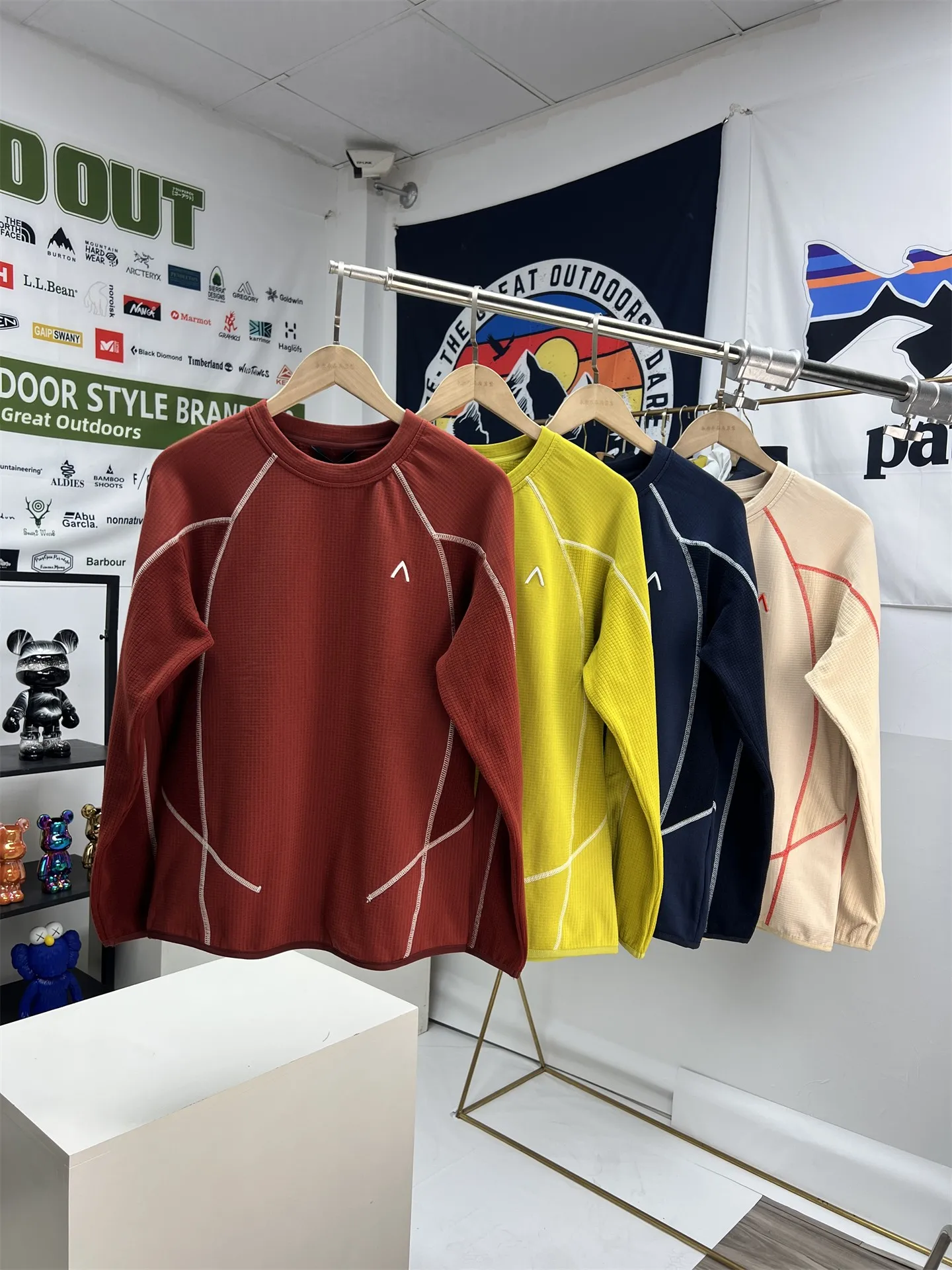 Уличная термо-толстовка с капюшоном в клетку, удлиненная, с круглым вырезом, из полиэфирного волокна
Уличная термо-толстовка с капюшоном в клетку, удлиненная, с круглым вырезом, из полиэфирного волокна