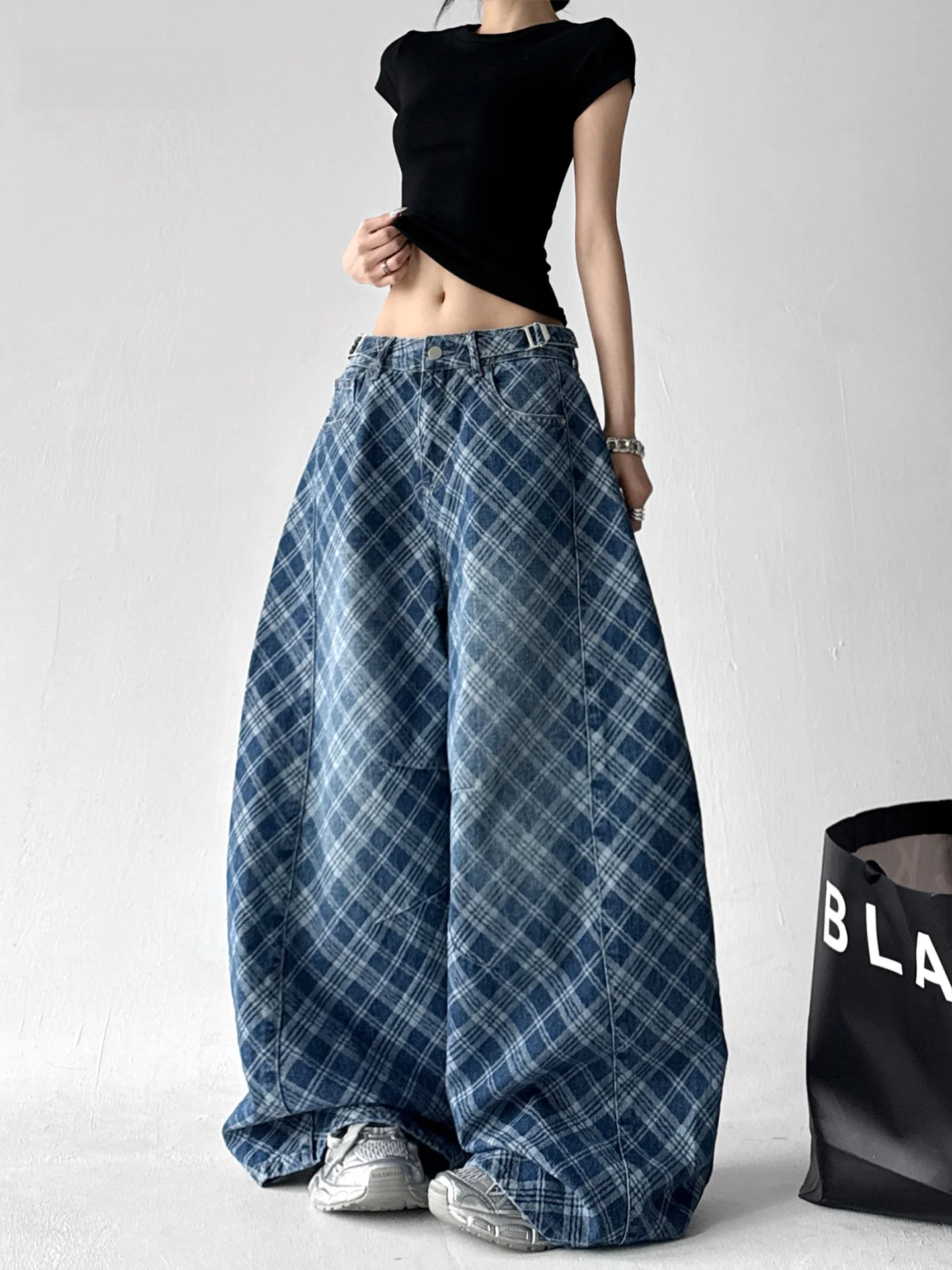 Blue Plaid Wide Leg Denim Jeans Women's Spring 2026 New Loose High Design Sense Long Pants Low Waist Zipper Closure Cotton Blend
Blue Plaid Wide Leg Denim Jeans Women's Spring 2026 New Loose High Design Sense Long Pants Low Waist Zipper Closure Cotton Blend