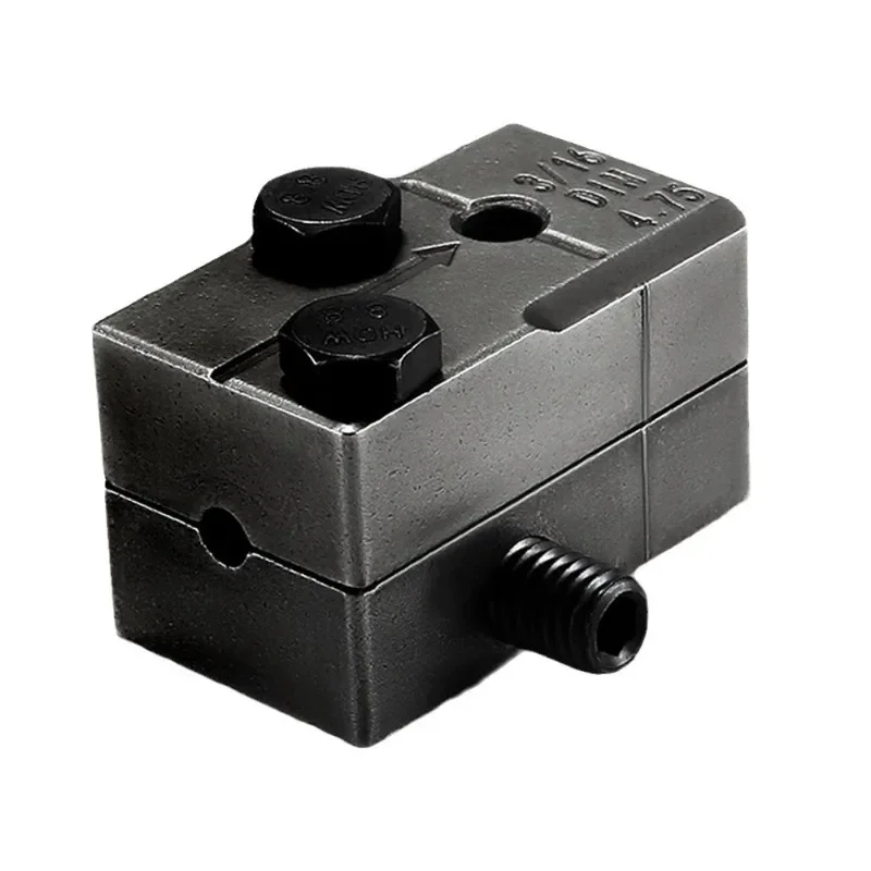 Automobile brake tube flaring tool set 4.75mm auto repair auto maintenance work set
Automobile brake tube flaring tool set 4.75mm auto repair auto maintenance work set