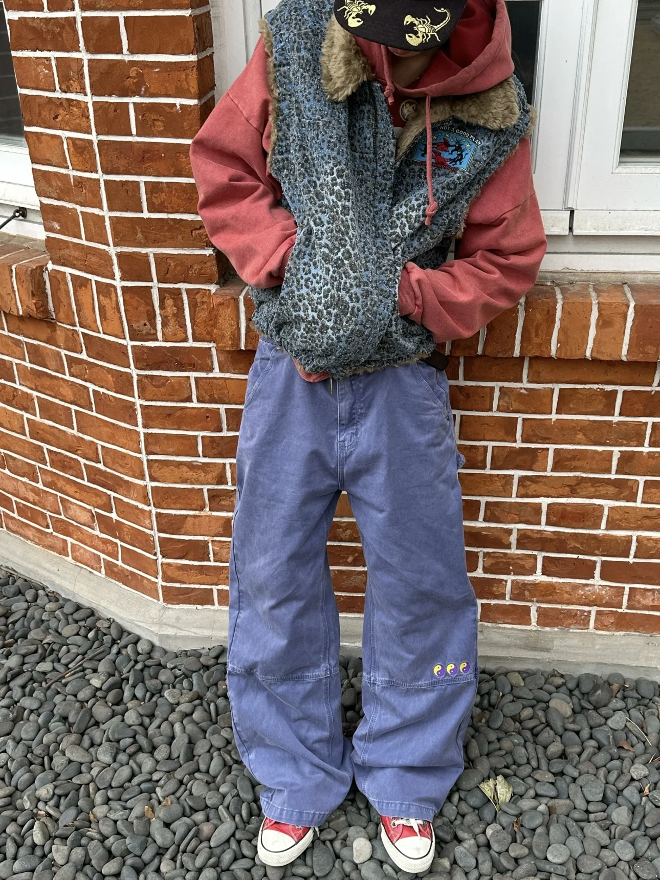 Американские синие широкие брюки с завышенной талией, мужские свободные винтажные длинные брюки тай-чи мастер-дизайна, повседневные прямые брюки с высокой талией...
Американские синие широкие брюки с завышенной талией, мужские свободные винтажные длинные брюки тай-чи мастер-дизайна, повседневные прямые брюки с высокой талией...