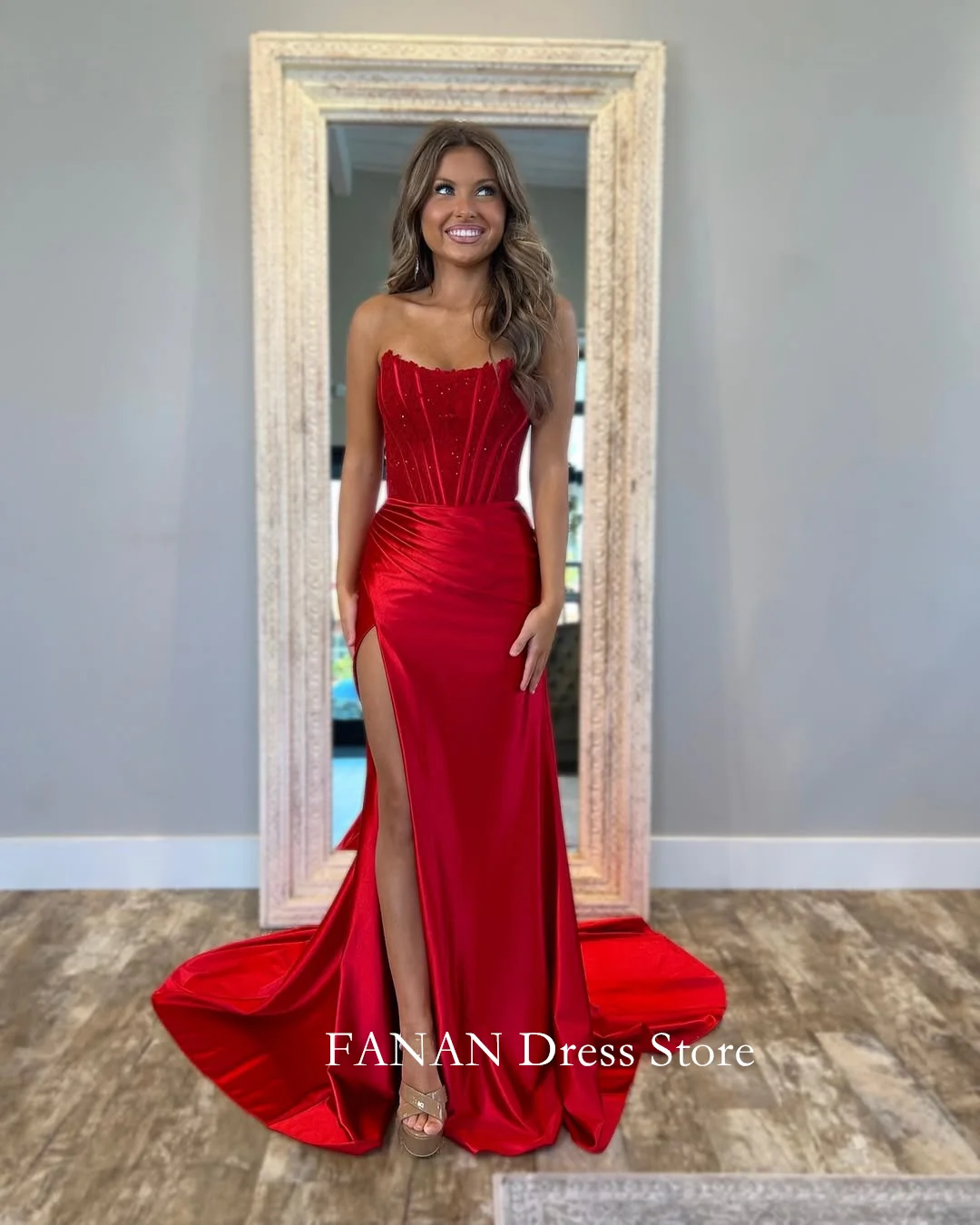 Colavis Asta Customized Red Split Prom Dress Wedding Evening Dresses Performance Mermaid Strapless Party Dress Evening Gowns
Colavis Asta Customized Red Split Prom Dress Wedding Evening Dresses Performance Mermaid Strapless Party Dress Evening Gowns