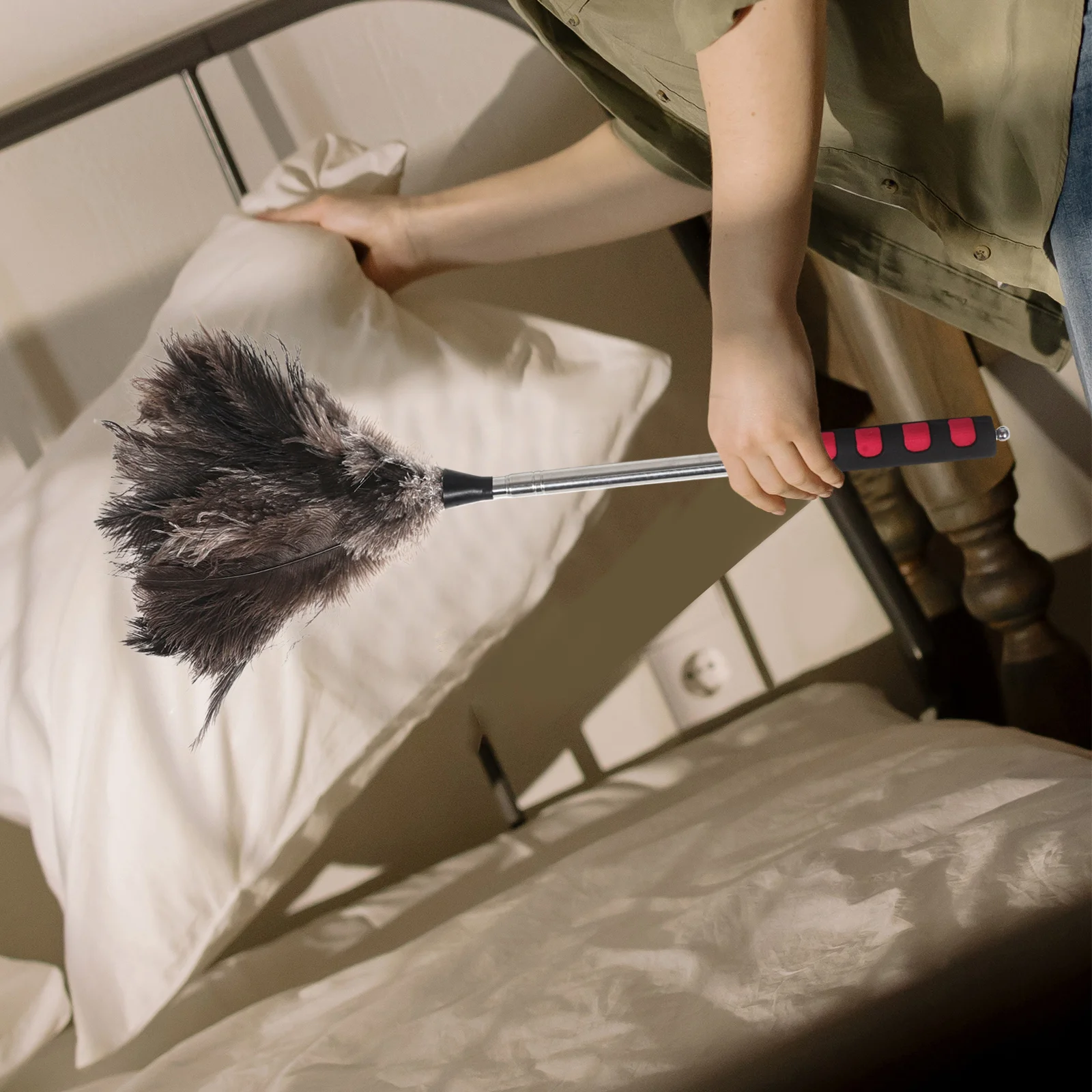Ostrich Duster Home Extendable for High Ceilings Furniture Handheld Cleaning Props
Ostrich Duster Home Extendable for High Ceilings Furniture Handheld Cleaning Props
