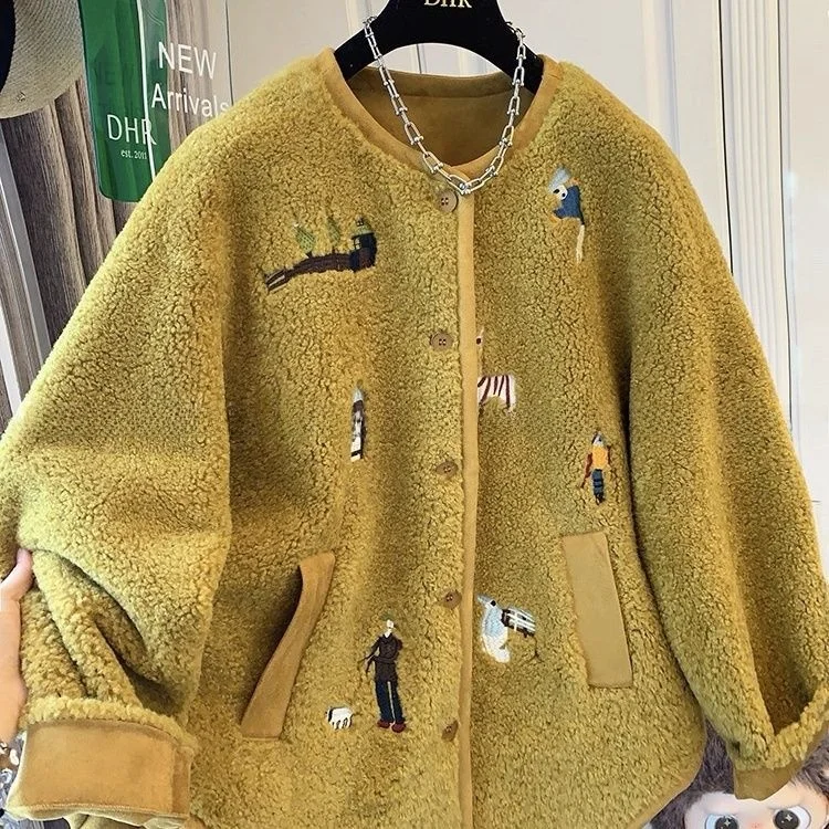Thickened Embroidered Sheepskin Coat Unisex Autumn Winter Warm Jacket Large Size 300 Pounds High End Feeling Casual Style
Thickened Embroidered Sheepskin Coat Unisex Autumn Winter Warm Jacket Large Size 300 Pounds High End Feeling Casual Style
