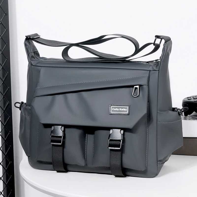 Multi Layer Mailman Bag Sports Function Crossbody Bag Business Travel Shoulder Bag Suitable for Daily Commuting Business Travel
Multi Layer Mailman Bag Sports Function Crossbody Bag Business Travel Shoulder Bag Suitable for Daily Commuting Business Travel