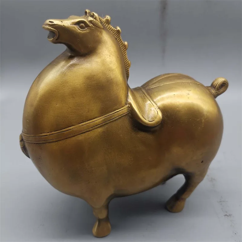 Brass Tang Dynasty Zodiac Animal - Bronze Horse - Cute Version Gift Ornament
Brass Tang Dynasty Zodiac Animal - Bronze Horse - Cute Version Gift Ornament