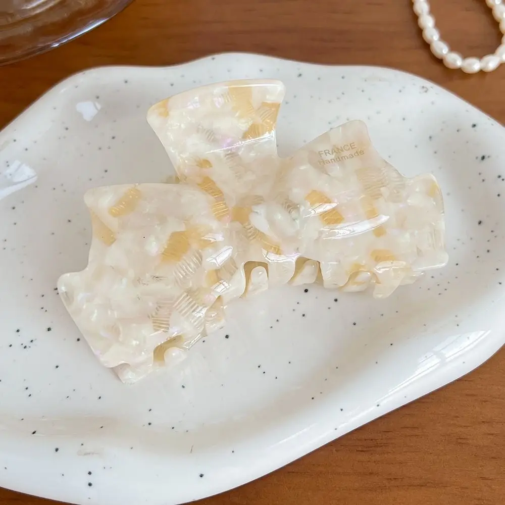 Geometric Retro Bow Acetate Hair Claw Hairpin Headwear Solid Color Shark Clip Geometry Hair Clip Korean Style Shark Clip Travel
Geometric Retro Bow Acetate Hair Claw Hairpin Headwear Solid Color Shark Clip Geometry Hair Clip Korean Style Shark Clip Travel