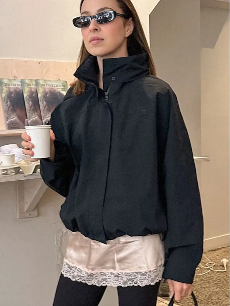 Новая весенняя повседневная женская легкая ветровка, куртка, свободная укороченная верхняя одежда с длинными рукавами и шнурком, уличная одежда
Новая весенняя повседневная женская легкая ветровка, куртка, свободная укороченная верхняя одежда с длинными рукавами и шнурком, уличная одежда