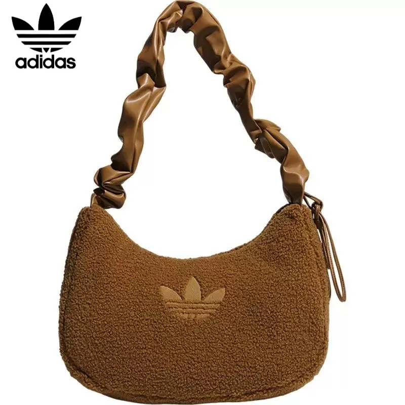 Adidas shoulder bag light and comfortable men's and women's messenger bag KT0858C
Adidas shoulder bag light and comfortable men's and women's messenger bag KT0858C