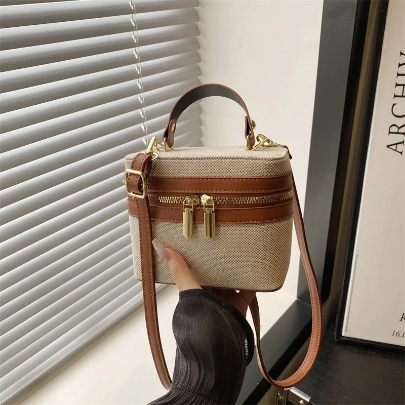 Women New Color Block Box Bag Lady Fashion Spliced Large Capacity Handbag Female Affordable Wholesale Shoulder Crossbody Bag
Women New Color Block Box Bag Lady Fashion Spliced Large Capacity Handbag Female Affordable Wholesale Shoulder Crossbody Bag