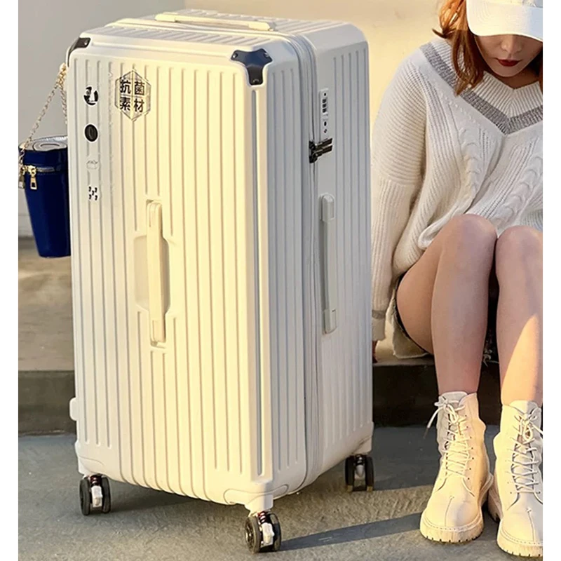 Oversized capacity luggage student pull rod box 28 "brake wheel suitcase men's women's password zipper style travel box 32
Oversized capacity luggage student pull rod box 28 "brake wheel suitcase men's women's password zipper style travel box 32