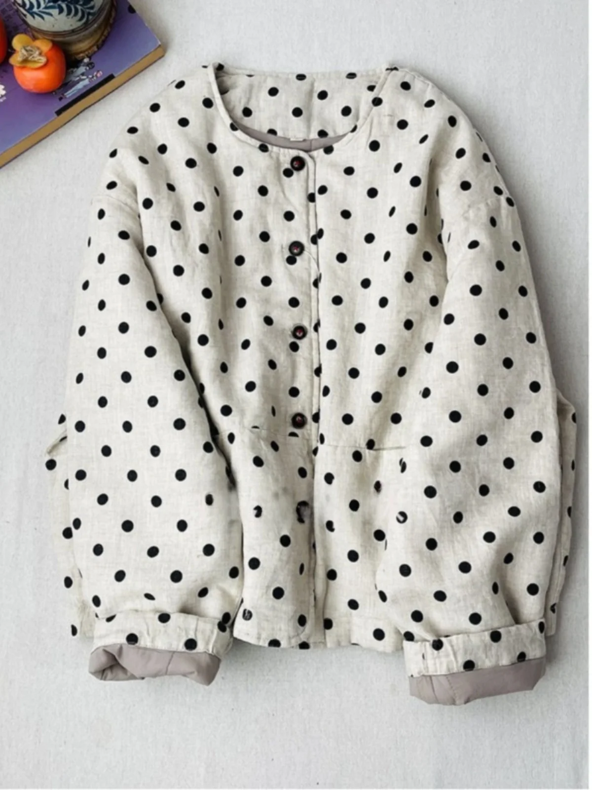 Хлопковая куртка в горошек в стиле ретро, женская осенне-зимняя свободная хлопковая теплая хлопковая одежда с ленивым сэндвичем
Хлопковая куртка в горошек в стиле ретро, женская осенне-зимняя свободная хлопковая теплая хлопковая одежда с ленивым сэндвичем