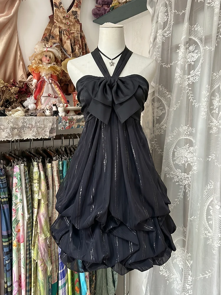 Vintage Sleeveless Halter Neck Party Dresses French Elegant Gothic Lolita Hepburn Dress Women New Fashion Slim Aesthetic Outfit
Vintage Sleeveless Halter Neck Party Dresses French Elegant Gothic Lolita Hepburn Dress Women New Fashion Slim Aesthetic Outfit