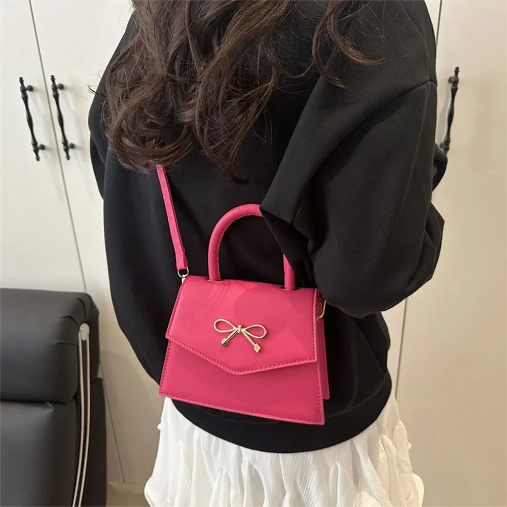 Elegant Pu Leather Shoulder Messenger Bag Bow Design Versatile Crossbody Bag Shopping
Elegant Pu Leather Shoulder Messenger Bag Bow Design Versatile Crossbody Bag Shopping
