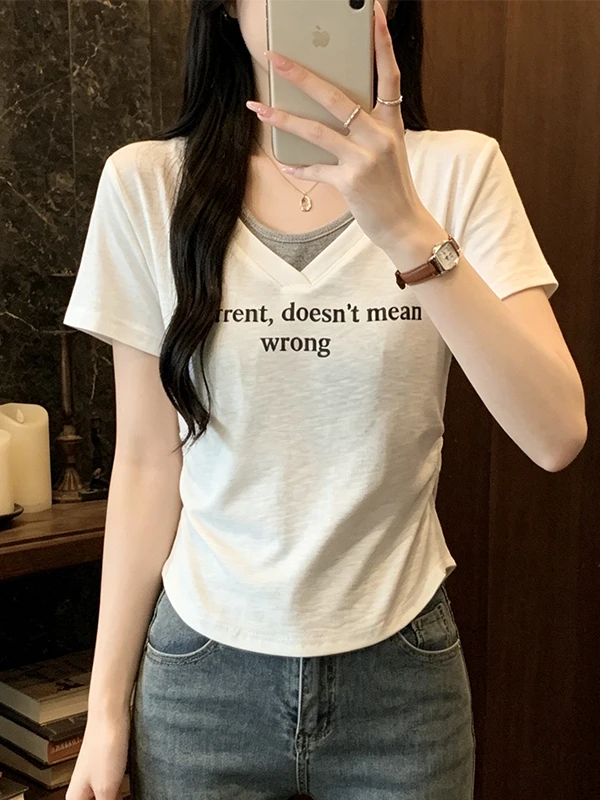 plus Size Summer New Women's T-shirt V-neck Color Block Short Sleeve Printed Regular Shoulder Fit Casual Top for Plump MM
plus Size Summer New Women's T-shirt V-neck Color Block Short Sleeve Printed Regular Shoulder Fit Casual Top for Plump MM