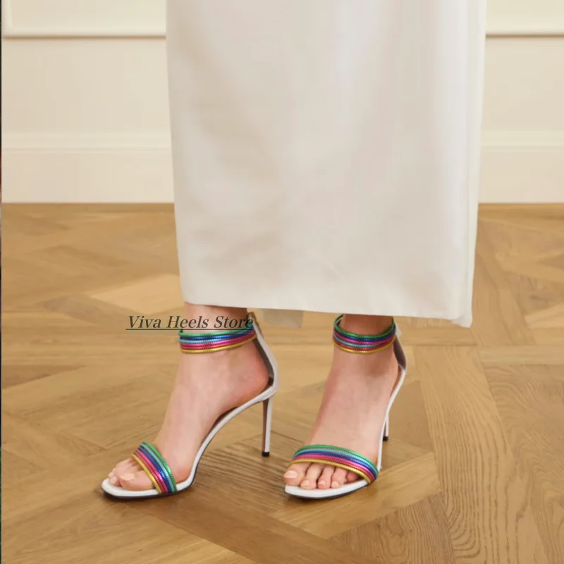 2026 new in Women's Metallic leather sandals white/gold open toe ankle strap high heels summer luxury designer party shoes
2026 new in Women's Metallic leather sandals white/gold open toe ankle strap high heels summer luxury designer party shoes