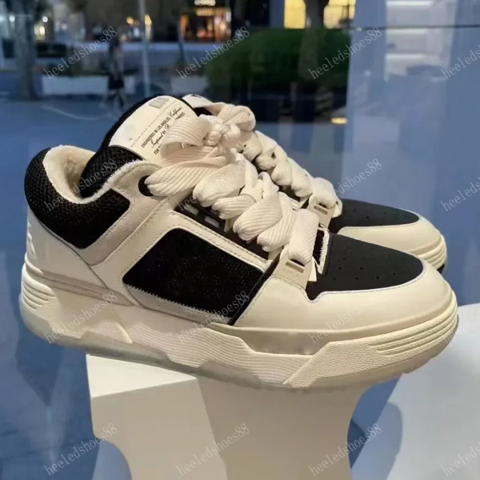Designers Sneakers Dress shoes For Women men top quality 100% cowhide Classic Buckle Patchwork lace up Flat Heels soft breathabl
Designers Sneakers Dress shoes For Women men top quality 100% cowhide Classic Buckle Patchwork lace up Flat Heels soft breathabl