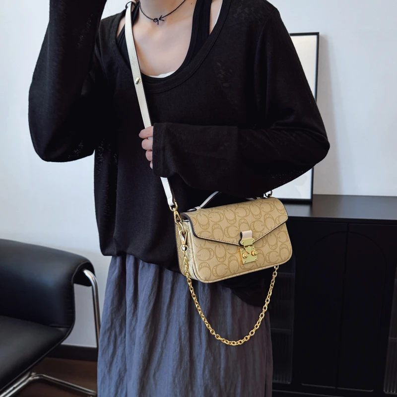 Luxury Designer Leather Crossbody Bag For Women, Elegant Shoulder Bag, Classic Handbag With Gold Hardware
Luxury Designer Leather Crossbody Bag For Women, Elegant Shoulder Bag, Classic Handbag With Gold Hardware