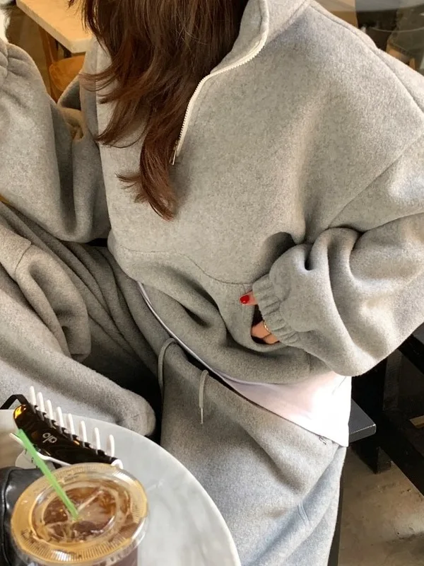 Autumn Winter Double-Sided Glutinous Velvet Lazy Girl Two-Piece Set Women's Hoodie Jaet Fce-Like Casual Pants Two-Piece Set
Autumn Winter Double-Sided Glutinous Velvet Lazy Girl Two-Piece Set Women's Hoodie Jaet Fce-Like Casual Pants Two-Piece Set
