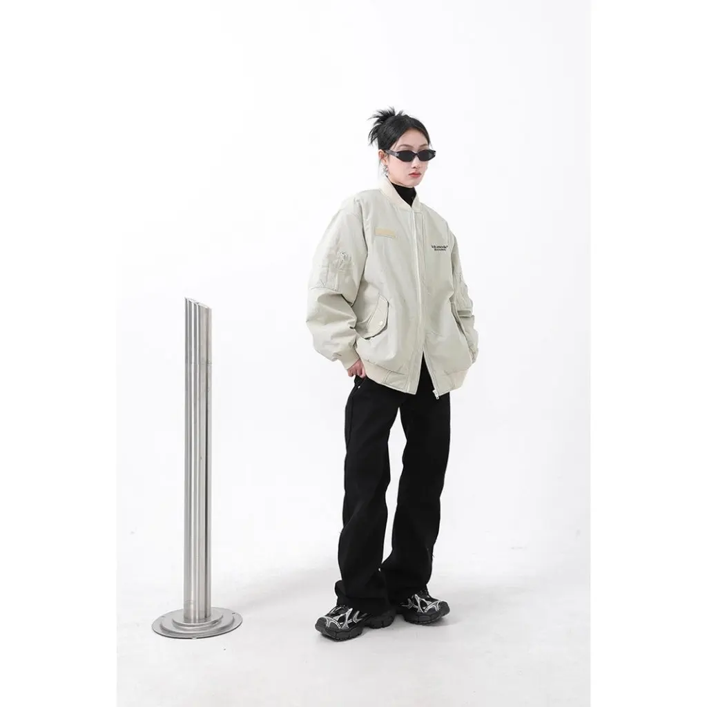 Unisex American Retro Flight Jacket Loose Biker Baseball Cotton Coat for Autumn Winter Couple Workwear 
Unisex American Retro Flight Jacket Loose Biker Baseball Cotton Coat for Autumn Winter Couple Workwear