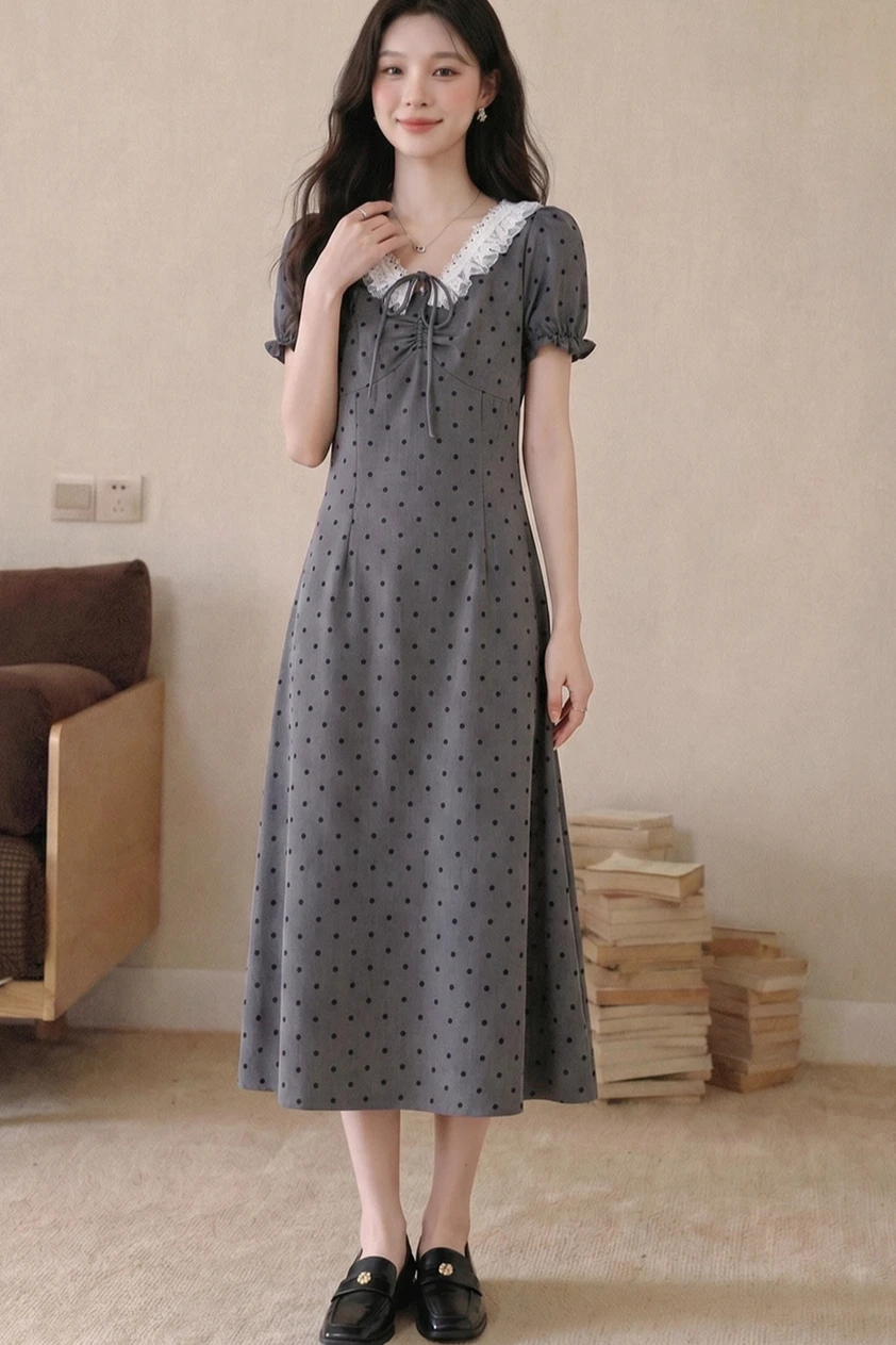 2026 Fashion Summer New Women's Dress V-neck High Waist Dot Splicing Dress
2026 Fashion Summer New Women's Dress V-neck High Waist Dot Splicing Dress