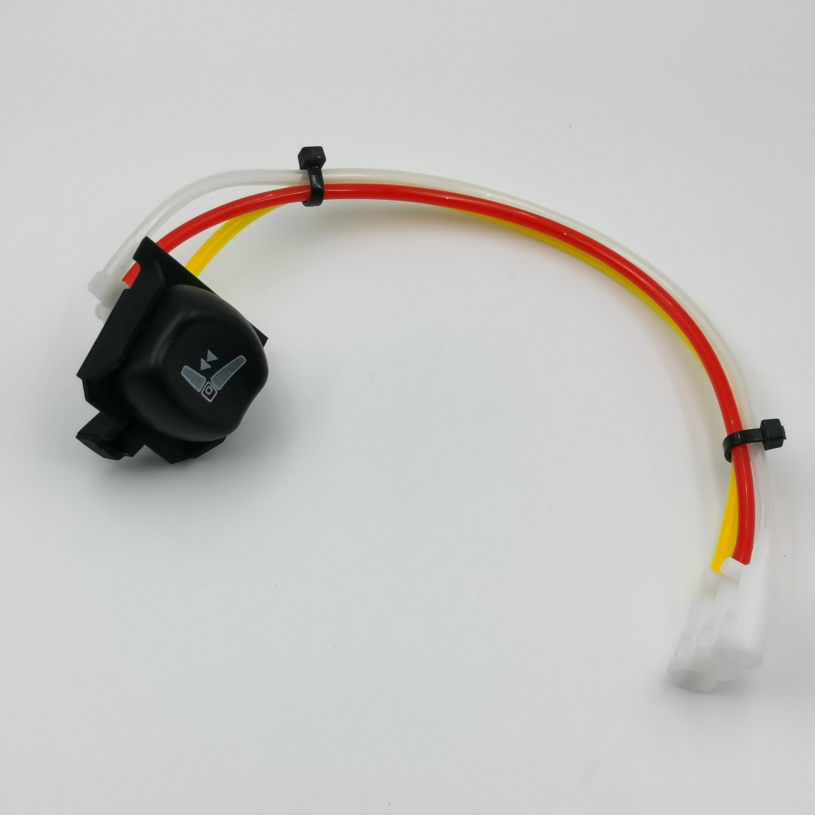 OE:42538395 929527-46(LH) 929527-47(RH) ISRI Seat Quick Release Control Valve For IVECO/MAN/DAF/SCANIA/VOLVO/RENAULT/BENZ TRUCK
OE:42538395 929527-46(LH) 929527-47(RH) ISRI Seat Quick Release Control Valve For IVECO/MAN/DAF/SCANIA/VOLVO/RENAULT/BENZ TRUCK