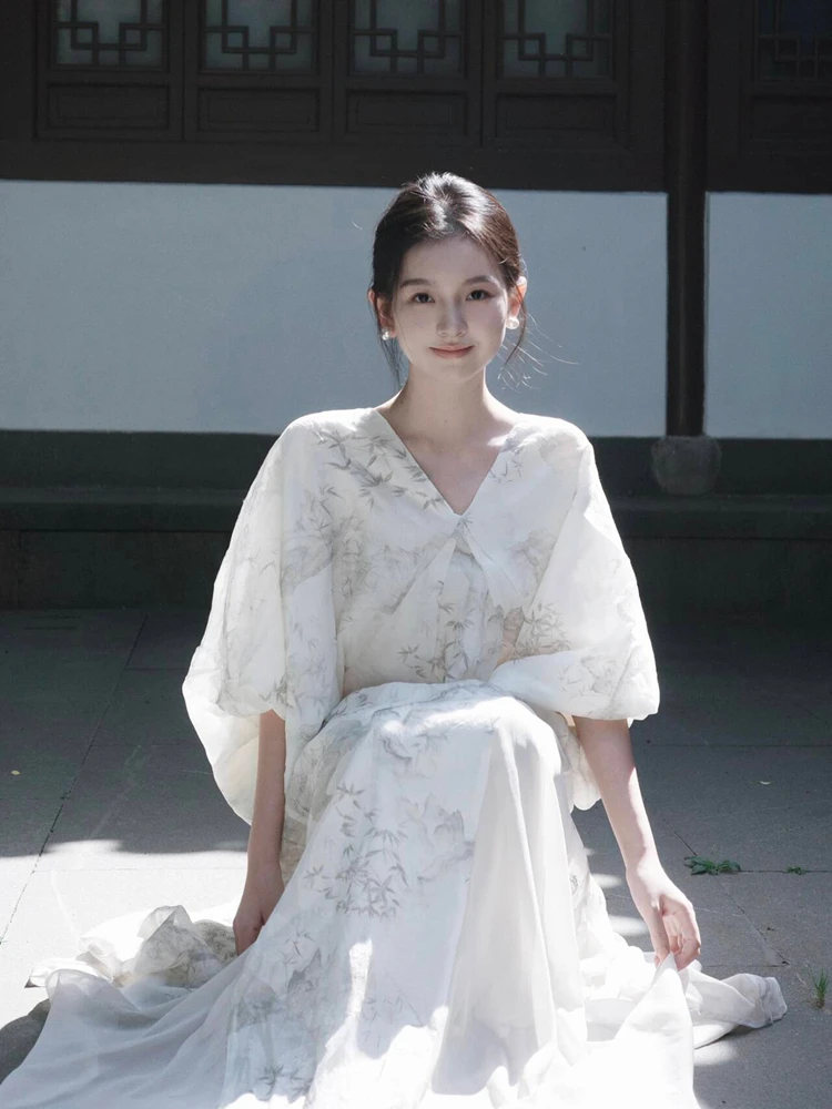 2026 New Zen Chinese Style Watercolor Dress Photography Studio Theme Fashionable Women's Clothing Photography Props
2026 New Zen Chinese Style Watercolor Dress Photography Studio Theme Fashionable Women's Clothing Photography Props