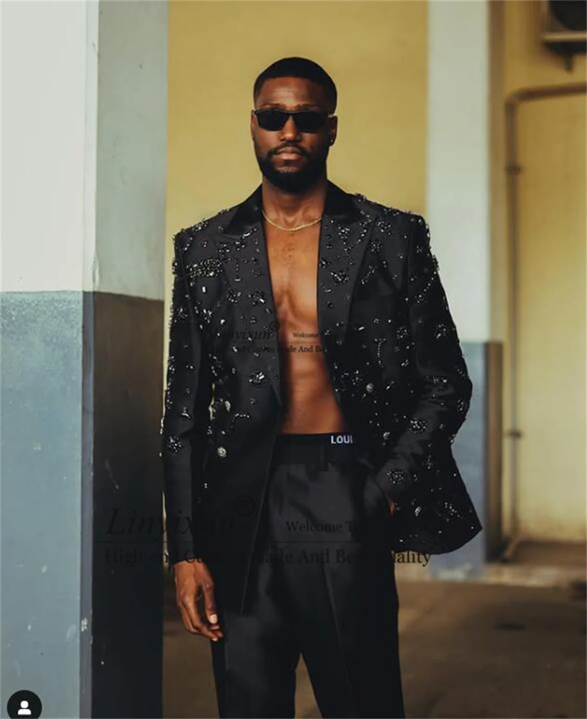 Sparkly Beaded Crystals Tuxedos Men Suits 2 Pieces Set Male Prom Blazers Slim Fit Wedding Groom Customized Costume Homme
Sparkly Beaded Crystals Tuxedos Men Suits 2 Pieces Set Male Prom Blazers Slim Fit Wedding Groom Customized Costume Homme