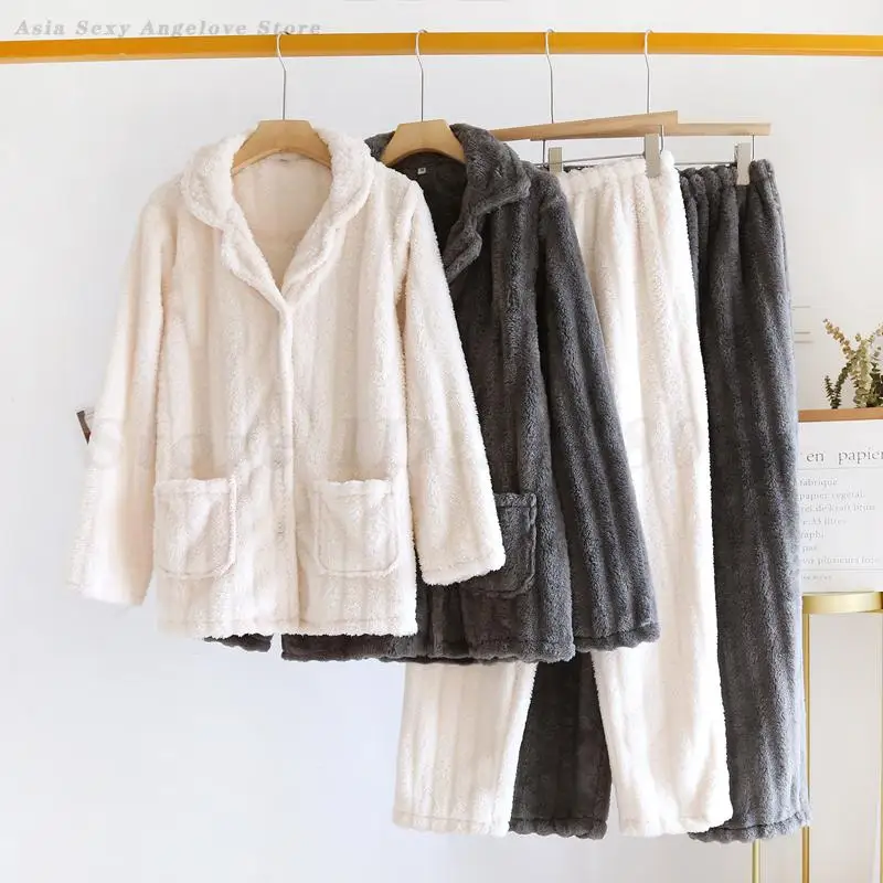 Couple Pajamas Winter Thick Coral Fleece Lapel Cardigan Sleepwear Flannel Men Women's Home Clothes Intimate Lingerie Nightwear
Couple Pajamas Winter Thick Coral Fleece Lapel Cardigan Sleepwear Flannel Men Women's Home Clothes Intimate Lingerie Nightwear