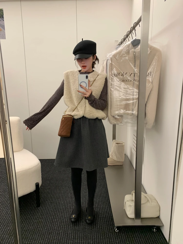 Ретро-дизайн, свободный теплый жилет из овечьей шерсти, женский осенне-зимний утягивающий меховой жилет Svel, круглая куртка Ne ort Sle
Ретро-дизайн, свободный теплый жилет из овечьей шерсти, женский осенне-зимний утягивающий меховой жилет Svel, круглая куртка Ne ort Sle