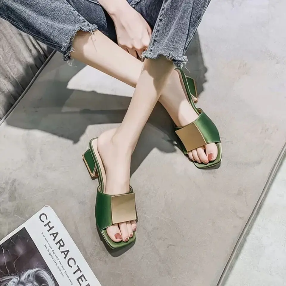 Open Toe Women's Slippers and Ladies Sandals Outside Low Heel Slides Green Shoes Job on Sale Elegant Fashionable Casual Eva Shoe
Open Toe Women's Slippers and Ladies Sandals Outside Low Heel Slides Green Shoes Job on Sale Elegant Fashionable Casual Eva Shoe