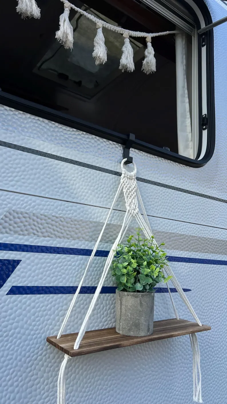 2pcs RV Window Frame Brackets Window Hanging Hooks Portable Windowsill Storage Hook For Motorhome Caravan Camper Van Accessories
2pcs RV Window Frame Brackets Window Hanging Hooks Portable Windowsill Storage Hook For Motorhome Caravan Camper Van Accessories