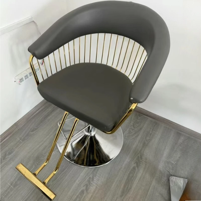 high-end Retro barber chair trendy rotating aesthetic perm dye chair professional equipment cadeira de maquiagem salon furniture
high-end Retro barber chair trendy rotating aesthetic perm dye chair professional equipment cadeira de maquiagem salon furniture